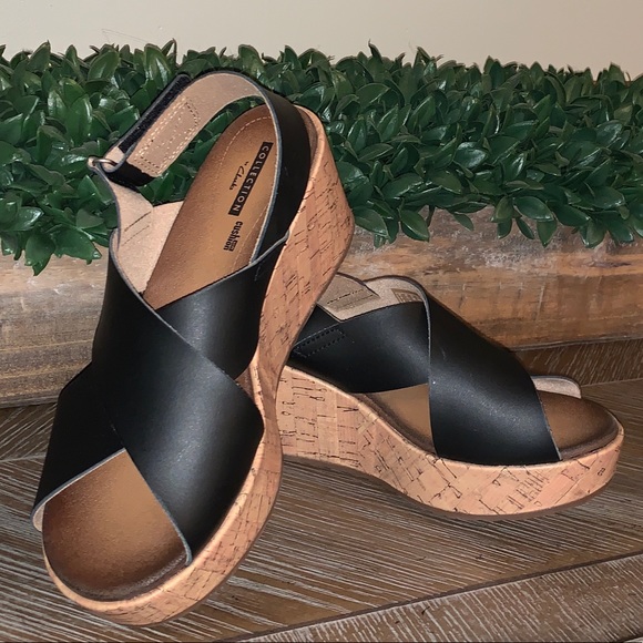 Clarks Shoes - Clark’s Collection Soft Cushion Wedge